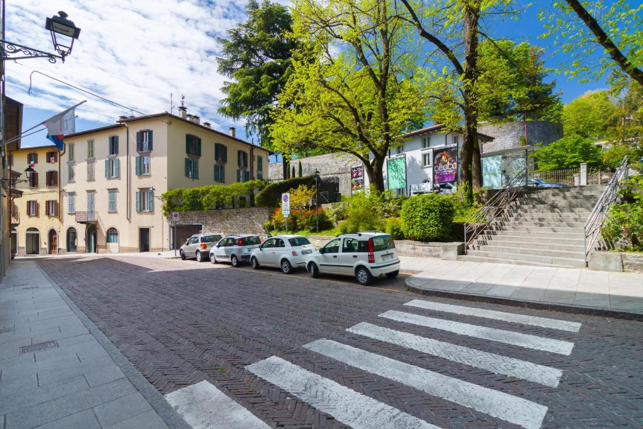 Bergamo Art - Porta Agostino Apartment Luaran gambar